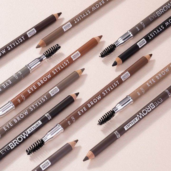 Eye Brow Stylist