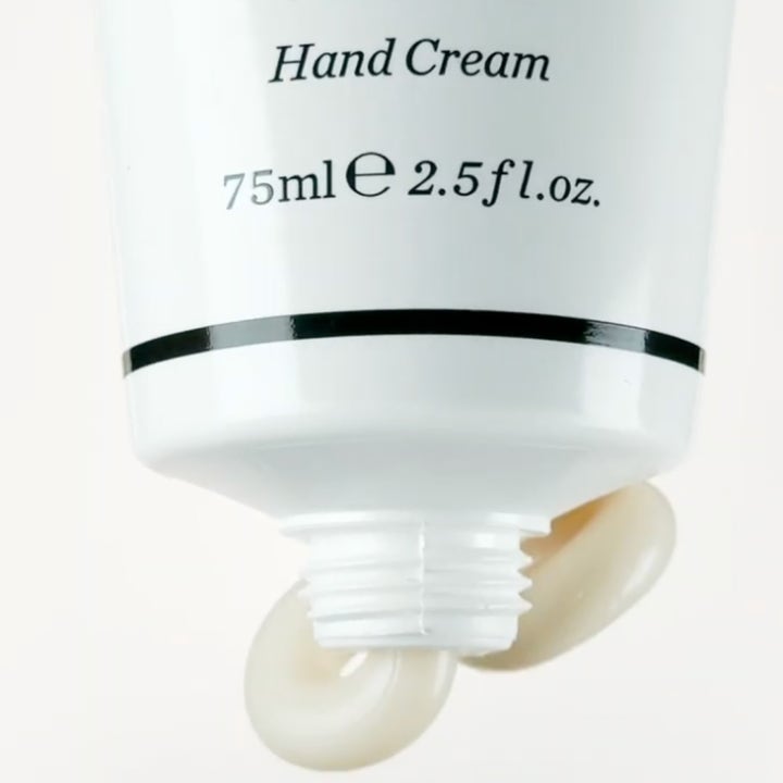 Codage Paris The CODAGE Hand Cream 75 ml nærende håndcreme med cremet tekstur der trykkes ud af hvid tube