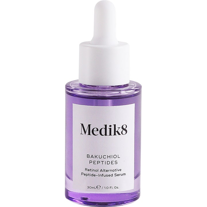 Medik8 Bakuchiol Peptides 30ml anti-aging serum som retinol alternativ i lilla glasflaske med hvid pipette