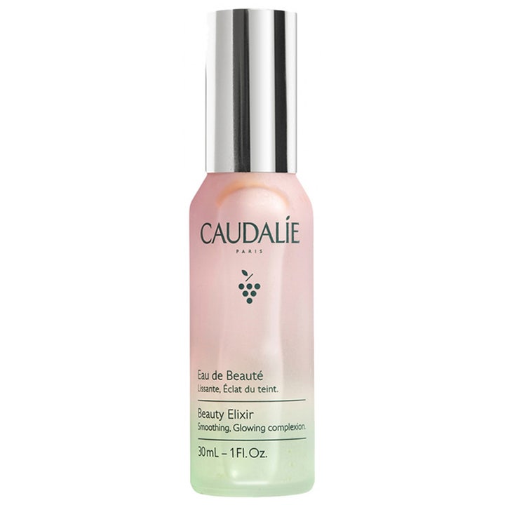 Caudalie Beauty Elixir 30 ml opfriskende ansigtsspray i matteret glasflaske med sølvlåg til glød.