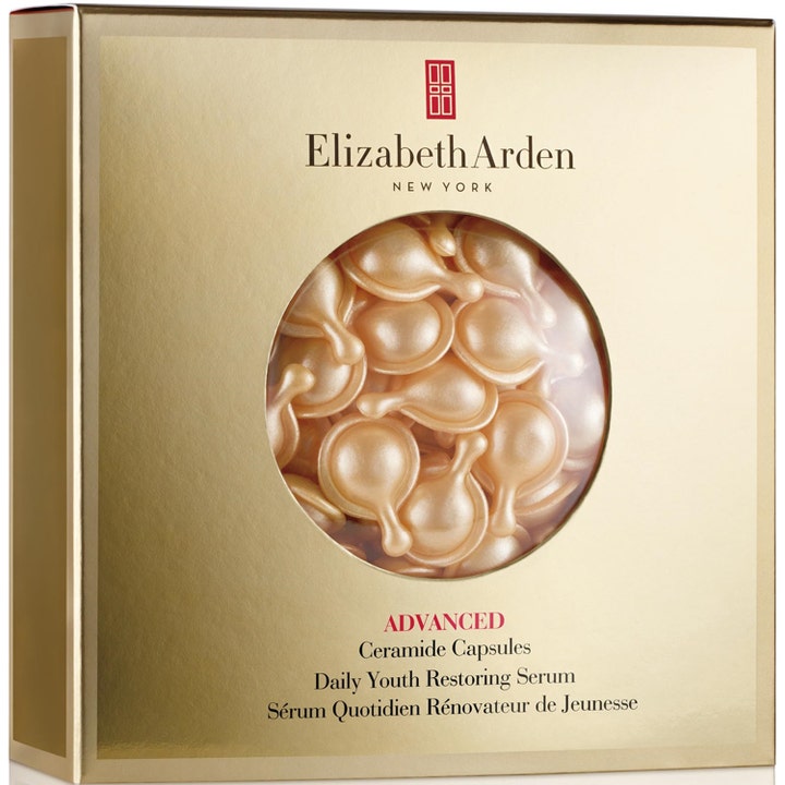 Elizabeth Arden Advanced Ceramide Capsules ansigtsserum der styrker huden i en guldæske med perlemorsskinnende kapsler