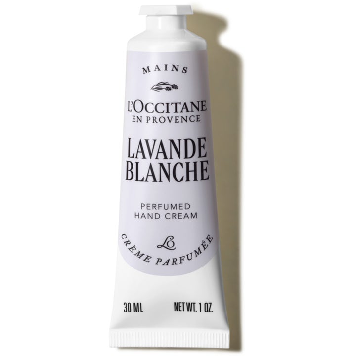 L'Occitane Lavande Blanche 30 ml beroligende håndcreme i hvid tube med lyslilla detaljer og hvidt låg.