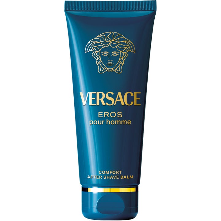Versace Eros Pour Homme after shave balm beroliger huden i en blå tube med guld Medusa-logo og detaljer.