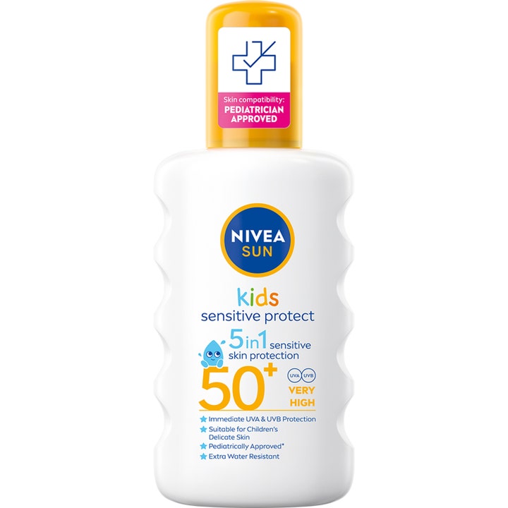 Nivea Sun Kids Sensitive Protect SPF 50+ solcreme til børn i hvid flaske med ergonomisk greb og gult låg