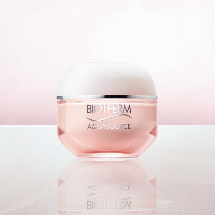 Biotherm Aquasource Cica Nutri 30 ml fugtgivende dagcreme i en lyserød glaskrukke med hvidt låg og sølvdetaljer