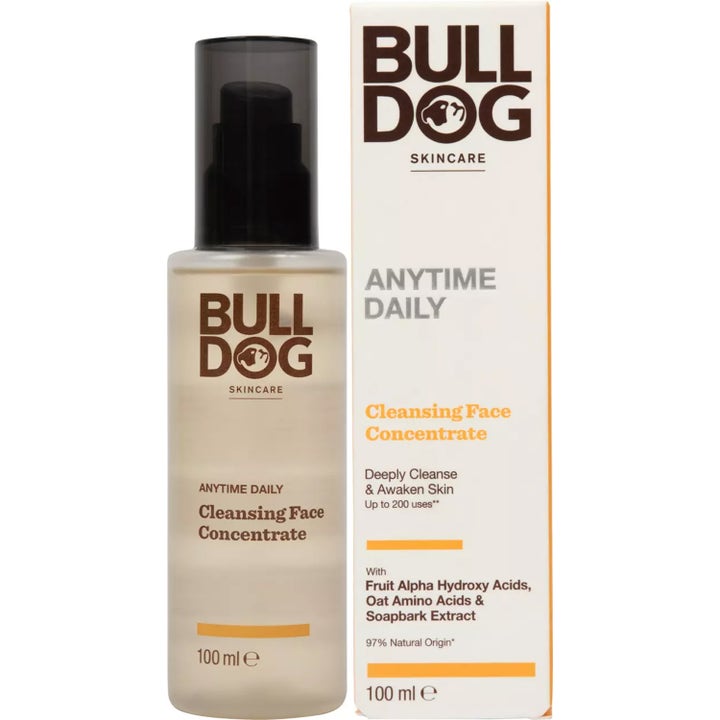 Bulldog Anytime Daily Cleansing Face Concentrate 100 ml ansigtsrens i gennemsigtig pumpeflaske og hvid papæske
