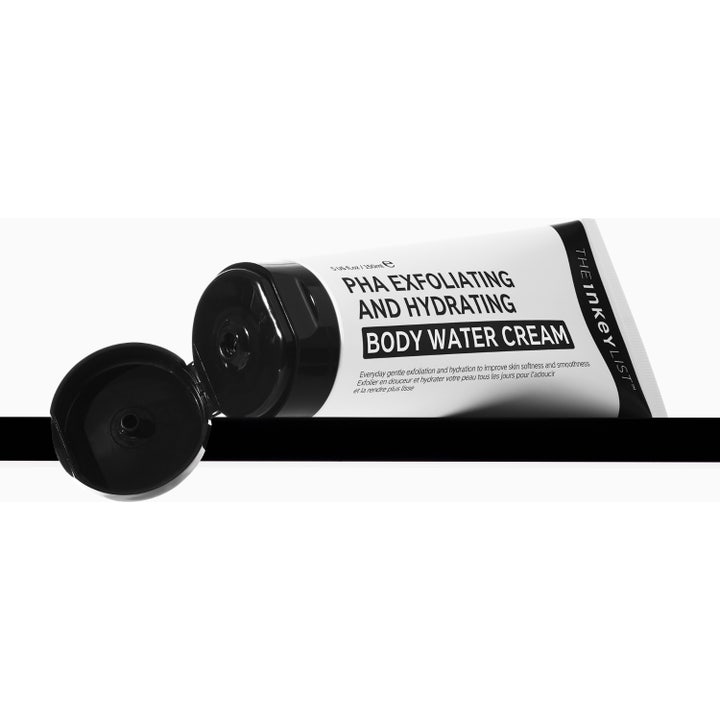 The INKEY List PHA Exfoliating and Hydrating Body Water Cream 150 ml eksfolierende bodylotion i hvid tube og æske