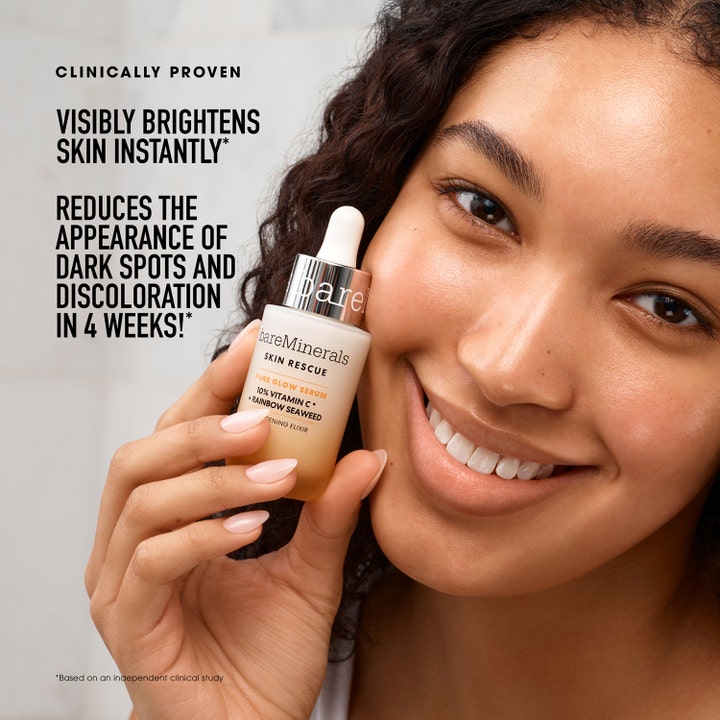 bareMinerals Skin Rescue Pure Glow Serum 30 ml giver glød vist med smilende kvinde og pipetteflaske
