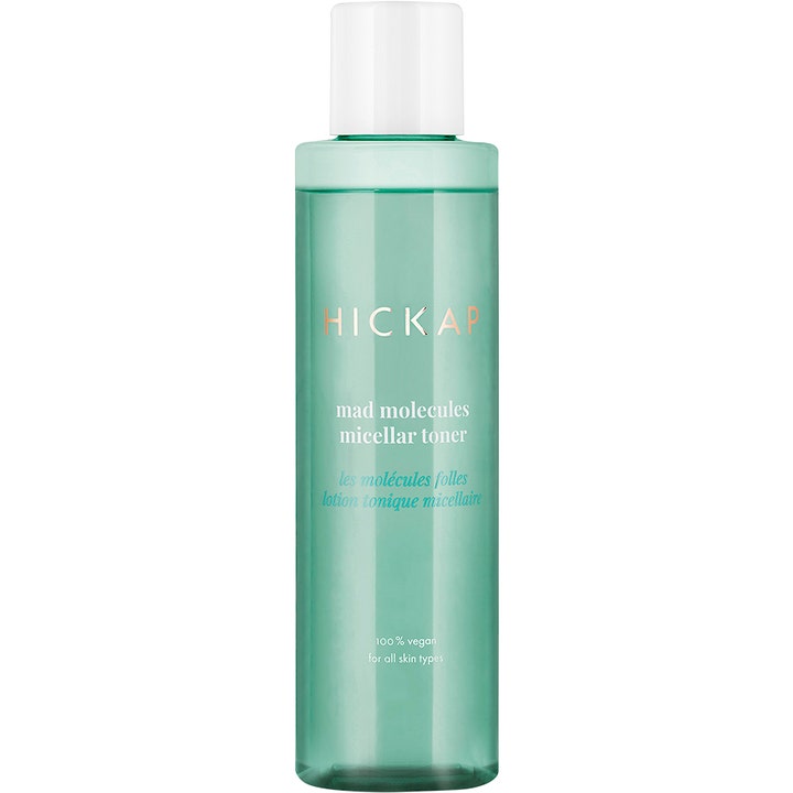 Hickap Mad Molecules Micellar Toner 200 ml i grøn gennemsigtig plastflaske med hvidt låg der renser og plejer huden.