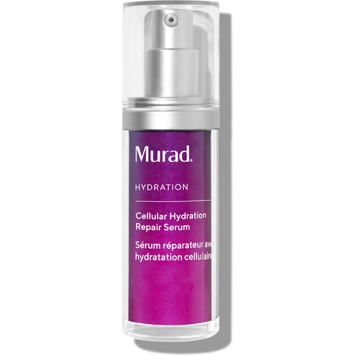 Murad Cellular Hydration Repair Serum fugtgivende serum i lilla metallisk flaske med pumpe og klart låg.