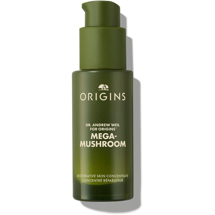 Origins Mega-Mushroom Restorative Skin Concentrate beroligende ansigtsserum i mørkegrøn glasflaske med pumpe