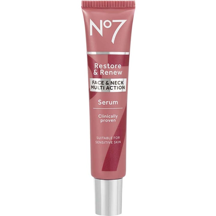 No7 Restore & Renew Face & Neck Multi Action Serum genopbyggende serum i en støvet rosa tube med sølvfarvet låg