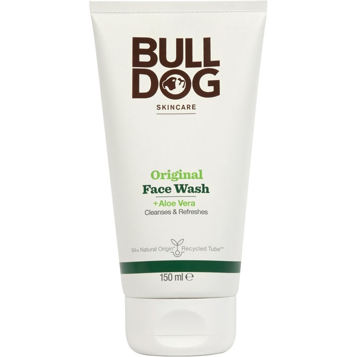 Bulldog Original Face Wash 150 ml opfriskende ansigtsvask med aloe vera i hvid tube med grønne detaljer