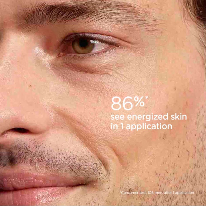 Clarins Clarins Men Energizing Gel 50 ml energigivende ansigtsgel viser en mands ansigt og teksten 86% ser mere energi