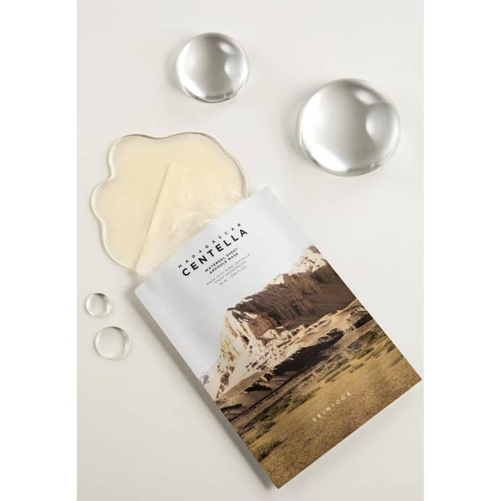 SKIN1004 Madagascar Centella Watergel Sheet Ampoule Mask 25 ml beroligende ansigtsmaske med dråber af serum