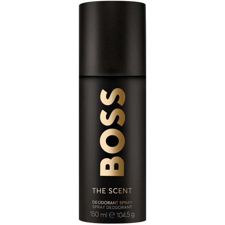 BOSS The Scent 150 ml deodorant spray til mænd i en stilfuld sort flaske med markant guldskrift og mat finish