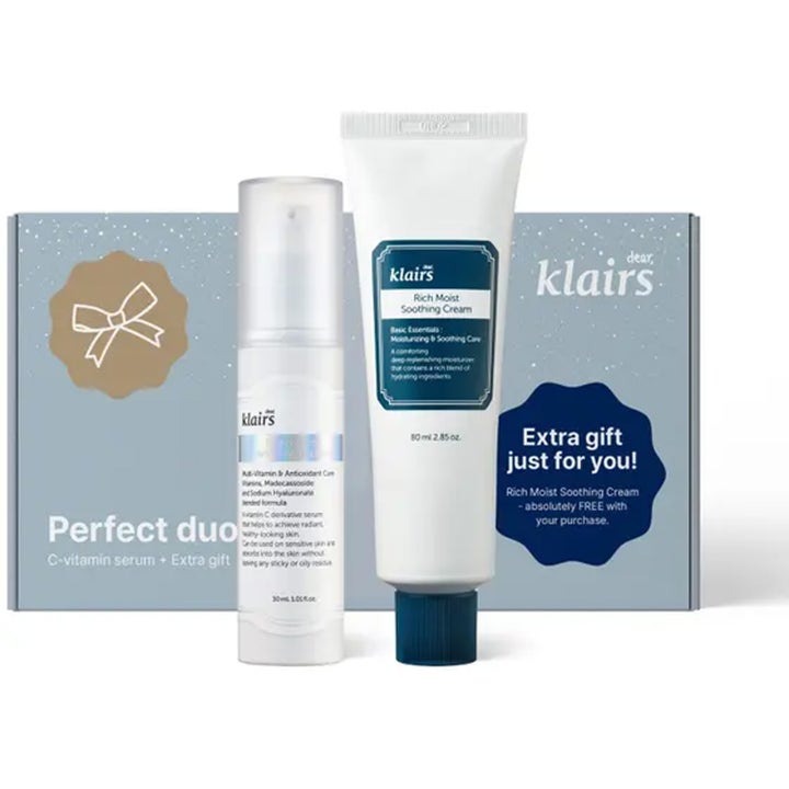 Klairs Perfect Duo 30ml og 80ml hudplejesæt med C-vitamin serum og beroligende ansigtscreme i hvid tube og blå æske.