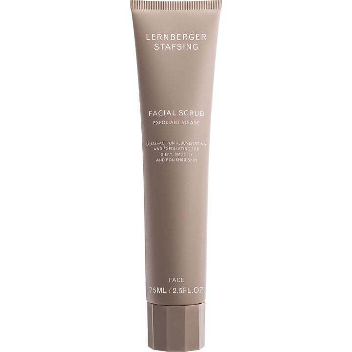 Lernberger Stafsing Facial Scrub 75ml eksfolierende ansigtsscrub der giver glat hud i en beige tube med facetteret låg