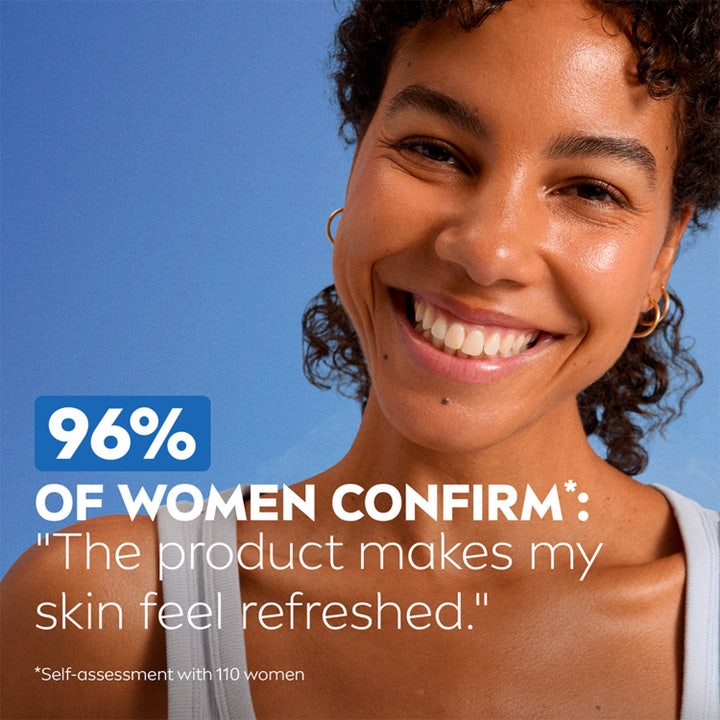 NIVEA Refreshing Cleansing Wipes 25 stk makeupfjerner binder fugt med Provitamin B5 og Hydramine på blå baggrund