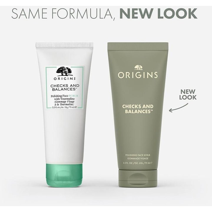 Origins Checks and Balances 75 ml ansigtsskrubb viser nyt salviegrønt design ved siden af det gamle hvide look
