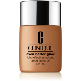 Clinique Even Better Glow Light Reflecting Makeup SPF15