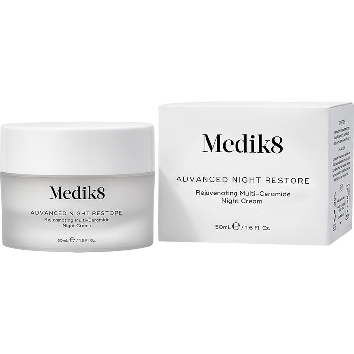 Medik8 Advanced Night Restore 50 ml rejuvenating Multi-Ceramide natcreme i frostet glaskrukke med hvidt låg og æske