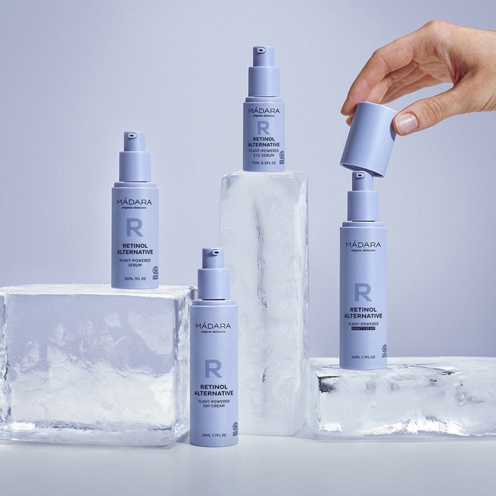 MÁDARA Retinol Alternative 50 ml nattcreme i lilla flaske på isblokke til hudpleje om natten