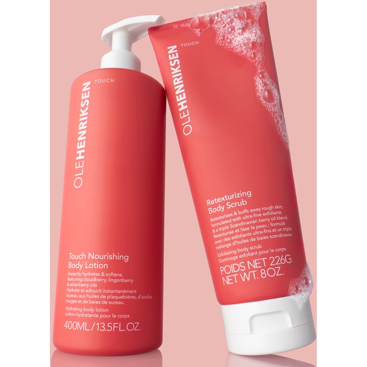 Ole Henriksen Touch Retexturizing Body Scrub 240 g eksfolierende body scrub i røde emballager med hvidt skum.