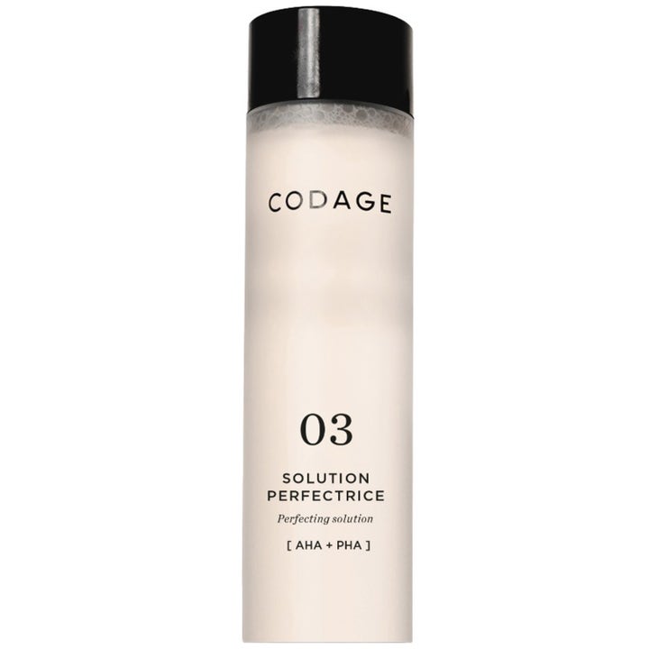 Codage 03 Solution Perfectrice eksfolierende toner med AHA og PHA i frostet flaske med mælkehvid væske og sort låg.