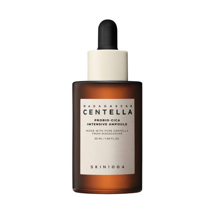 SKIN1004 Madagascar Centella Probio-Cica Intensive Ampoule 50 ml beroligende serum i brun glasflaske med pipette