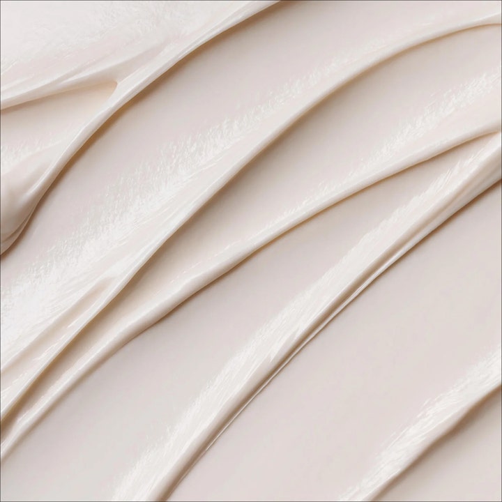Dermalogica Stabilizing Repair Cream 50 ml beroligende ansigtscreme med en rig hvid cremeformel i glatte strøg.