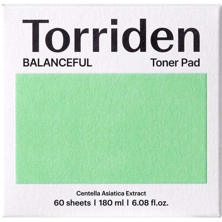 Torriden BALANCEFUL Cica Toner Pad 180 ml beroligende toner med Centella Asiatica i hvid æske med grønt rektangel