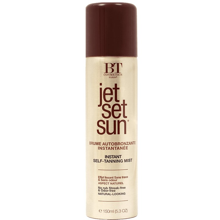 BT Cosmetics Jet Set Sun 150ml selvbruner mist i guld spraydåse med brunt låg for en naturlig glød.
