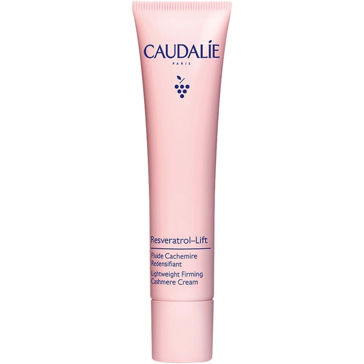 Caudalie Resveratrol-Lift 40 ml let opstrammende dagcreme i en elegant lyserød tube med blå tekst og mat finish