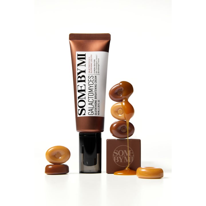 Some By Mi Galactomyces Glutathione Brightening Cream 40 ml lysnende ansigtscreme i bronzetube med gyldne dråber