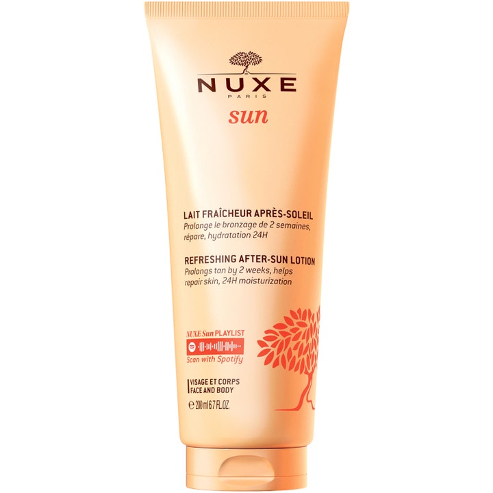 Nuxe Sun Refreshing After-Sun Lotion 200 ml fugtgivende aftersun i en ferskenfarvet tube med orange trægrafik