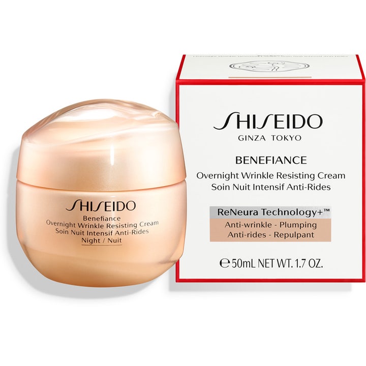 Shiseido Benefiance Overnight Wrinkle Resisting Cream 50 ml natcreme mod rynker i ferskenfarvet krukke og hvid æske