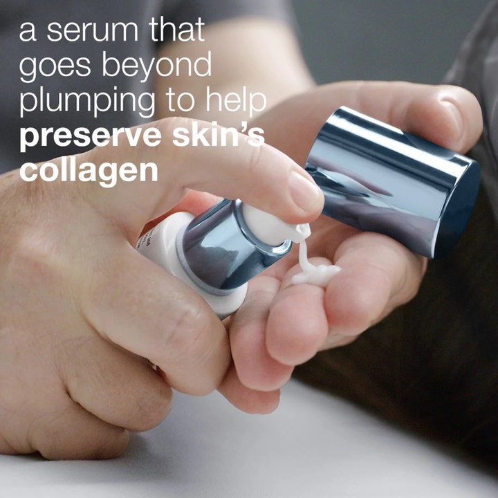 Dermalogica Pro-Collagen Banking Serum 30 ml bevarer hudens kollagen med cremet hvid tekstur fra blå metalpumpe.