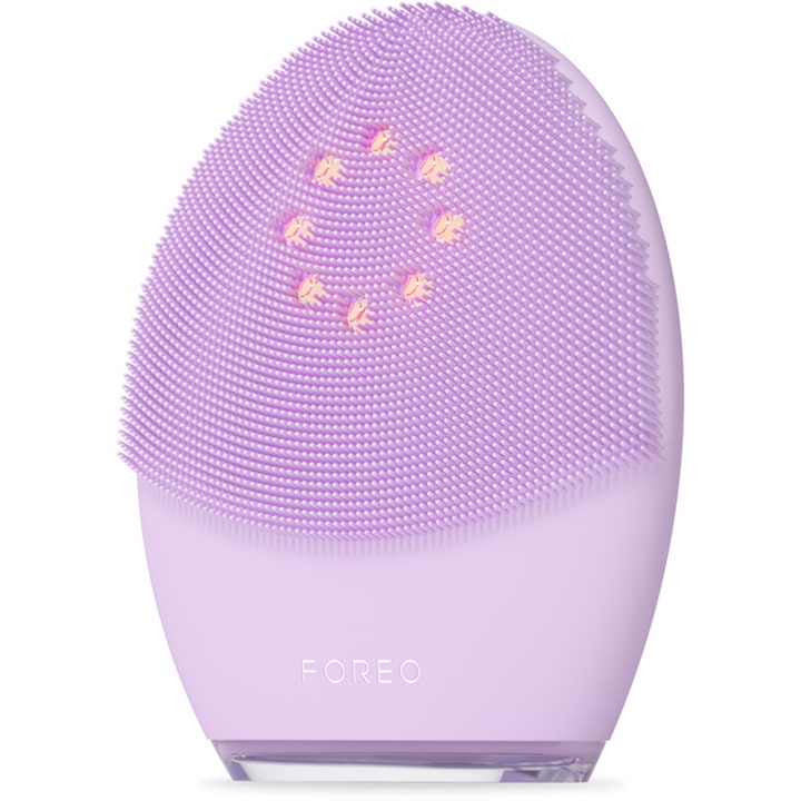 FOREO LUNA 4 plus Sensitive Skin Purple 1 stk ansigtsrens i lilla silikone med lysende røde LED-punkter.