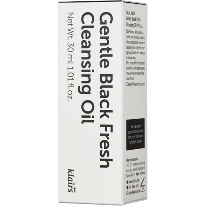 Klairs Gentle Black Fresh Cleansing Oil 30 ml renseolie i hvid papemballage med tydelig sort tekst