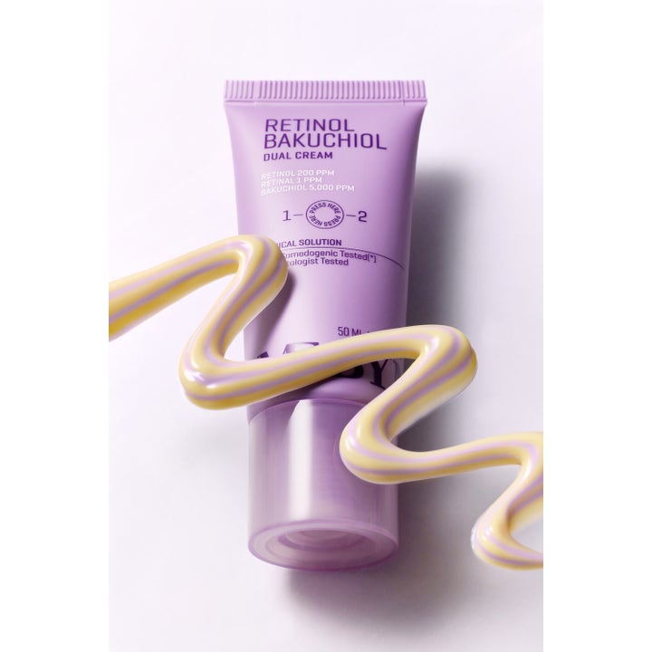 Some By Mi Retinol Bakuchiol Dual Cream 50 ml nattcreme med stribet gul og lilla tekstur foran lilla tube