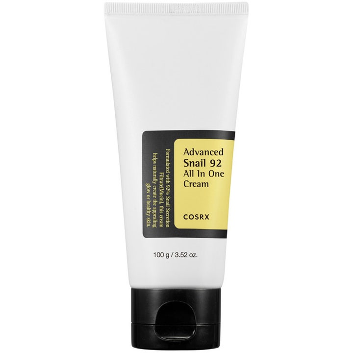 COSRX Advanced Snail 92 All In One Cream 100 g fugtgivende ansigtscreme i hvid tube med sort låg