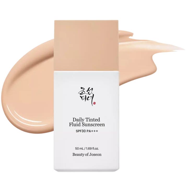 Daily Tinted Fluid Sunscreen Broad Spectrum SPF 30 PA +++