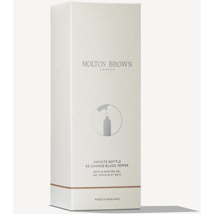 Molton Brown Infinite Bottle Re-charge Black Pepper 400 ml showergel i hvid tekstureret papæske med sølvdetaljer