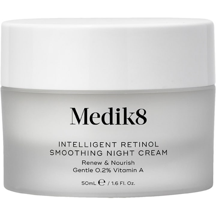 Medik8 Intelligent Retinol Smoothing Night Cream 50ml udglattende natcreme i frostet glaskrukke med hvidt låg