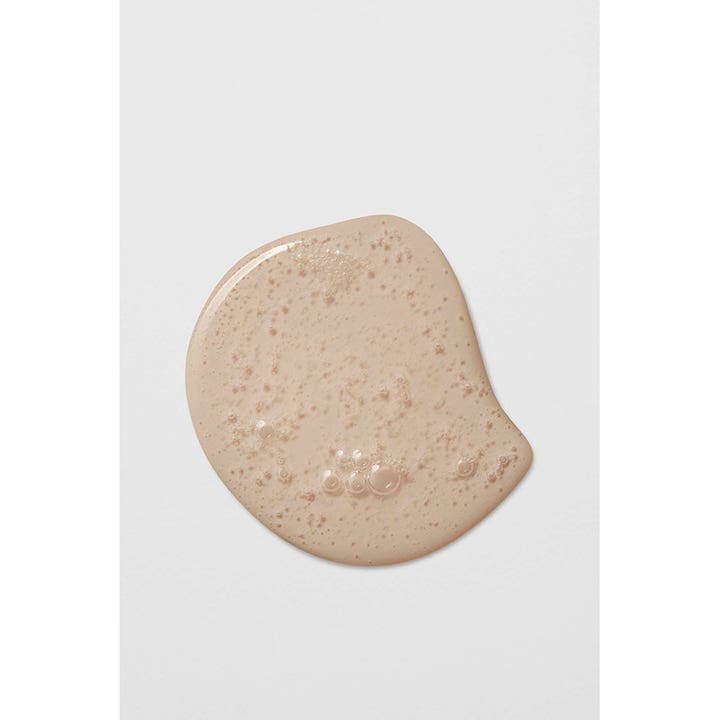 Maria Nila Hand Soap Bouquet 300 ml håndsæbe med en lys beige geltekstur og små luftbobler på hvid baggrund.