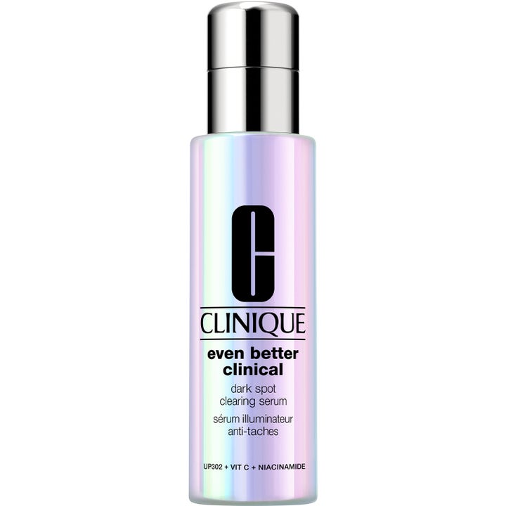 Clinique Even Better Clinical Dark Spot Clearing Serum mod mørke pletter i en iriserende flaske med sølvlåg.