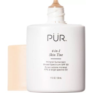 PÜR 4-in-1 Skin Tint Foundation SPF50