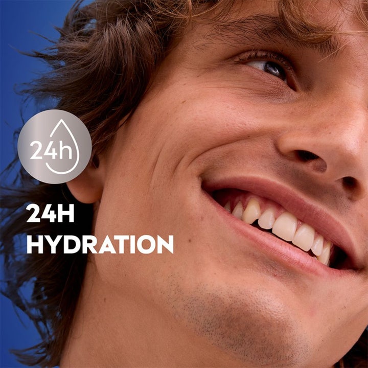 NIVEA Sensitive Moisturiser 75 ml beroligende ansigtscreme i hvid tube vist med ikoner mod rødme og tørhed