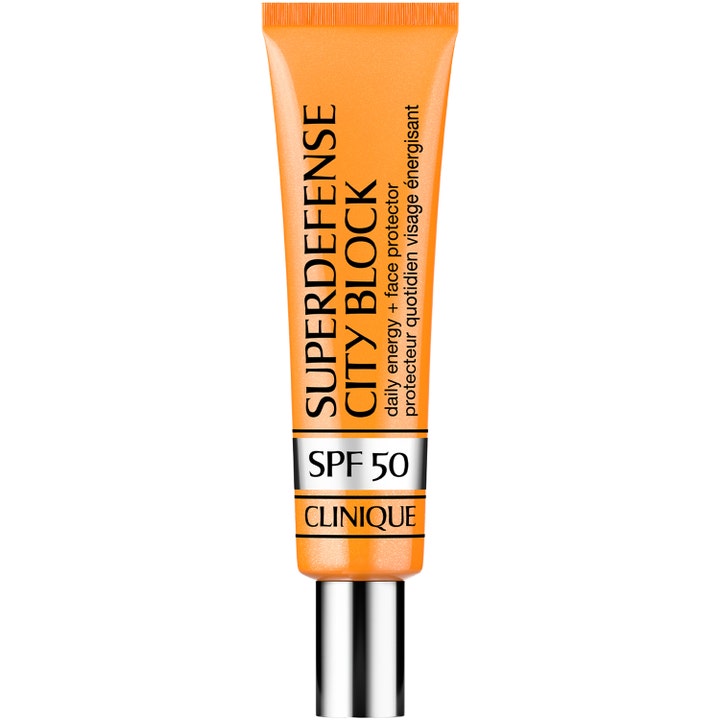 Clinique Superdefense City Block 40ml beskyttende ansigtssolcreme i orange tube med sølvdetaljer og SPF 50.